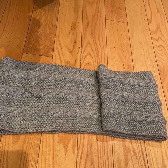 Grey infinity scarf - Picture 1 of 2